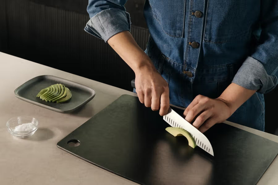 Victorinox Hollow Edge Santoku Knife Black Handle 17 cm Swiss Classic 6.8523.17B