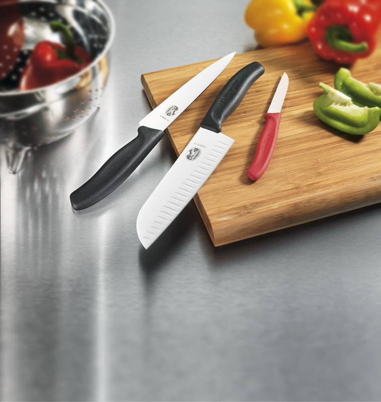 Victorinox Beechwood Knife Block Nylon Inlay 8-Piece Set Swiss Classic 6.7173.8