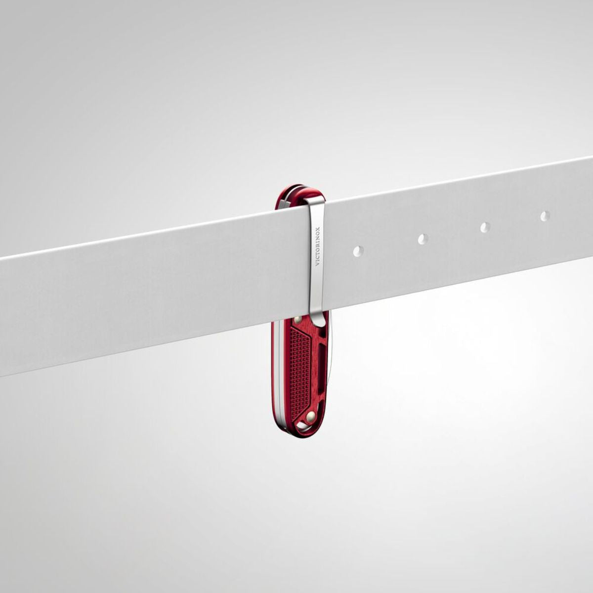 Victorinox Synergy X Alox Swiss Army Kinfe 93 mm 10 Functions Aluminium Scales Red 0.8226.20