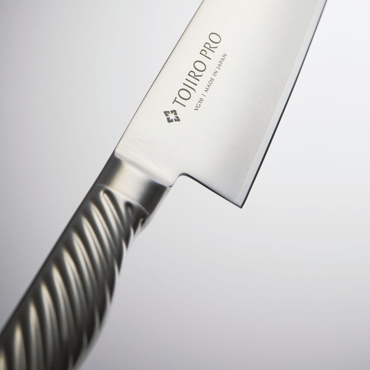 Tojiro Forged Slicing Knife 24 cm Tojiro Pro F-886